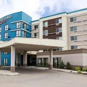 Hotel Courtyard By Marriott West ***